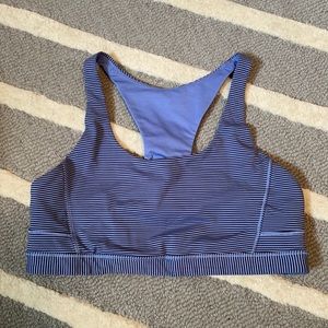 Lululemon sports bra